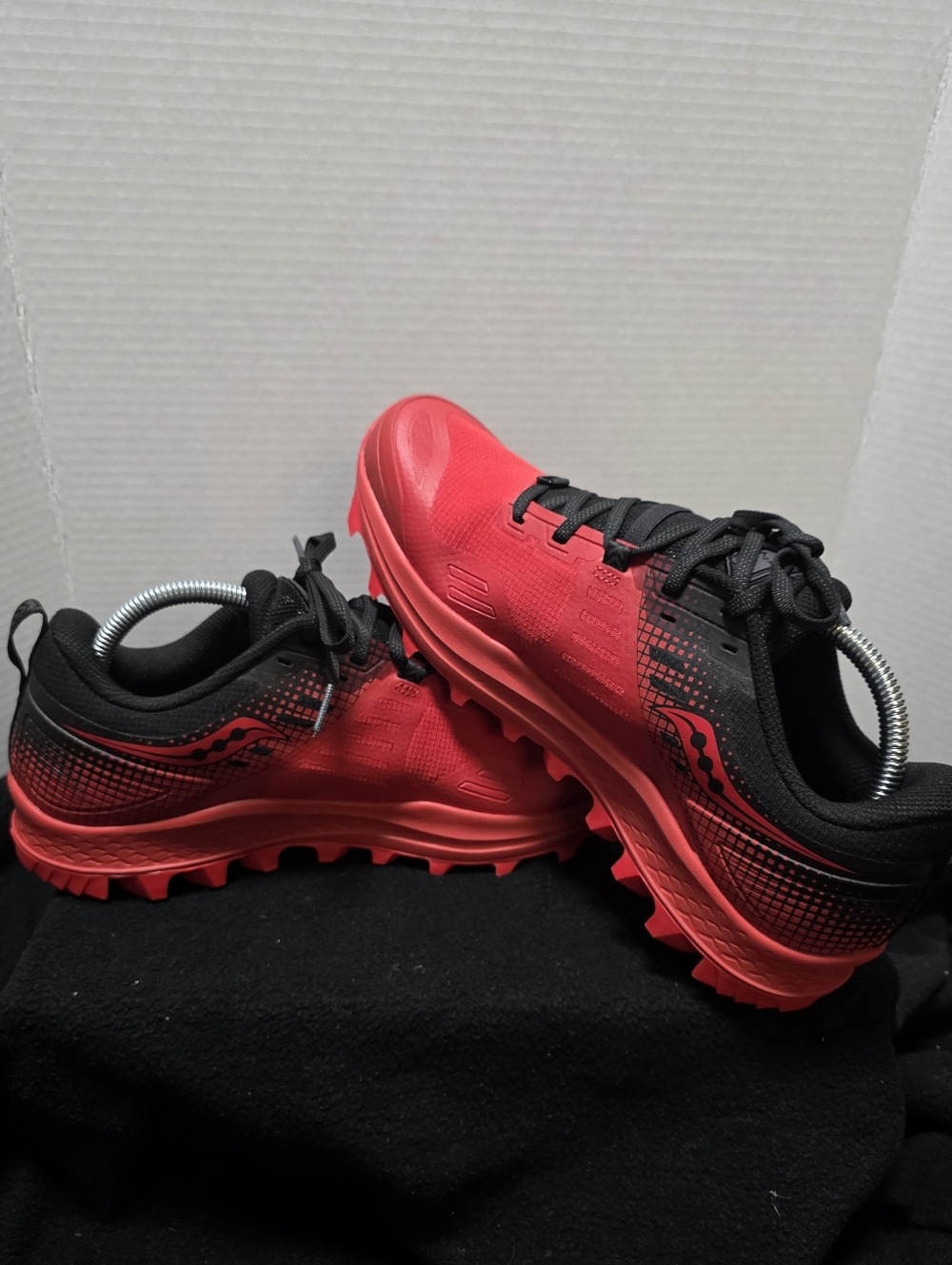 Saucony Peregrine 10 ST 'Red Black' (S20568-20) Mens